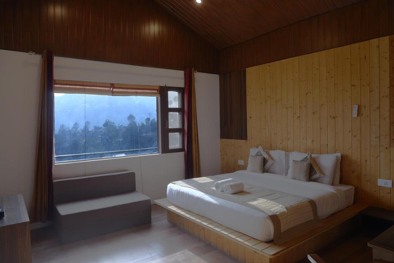 Skywood Resort Shoghi Shogi Екстериор снимка