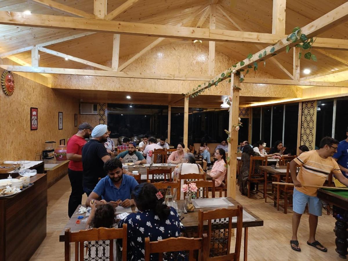 Skywood Resort Shoghi Shogi Екстериор снимка
