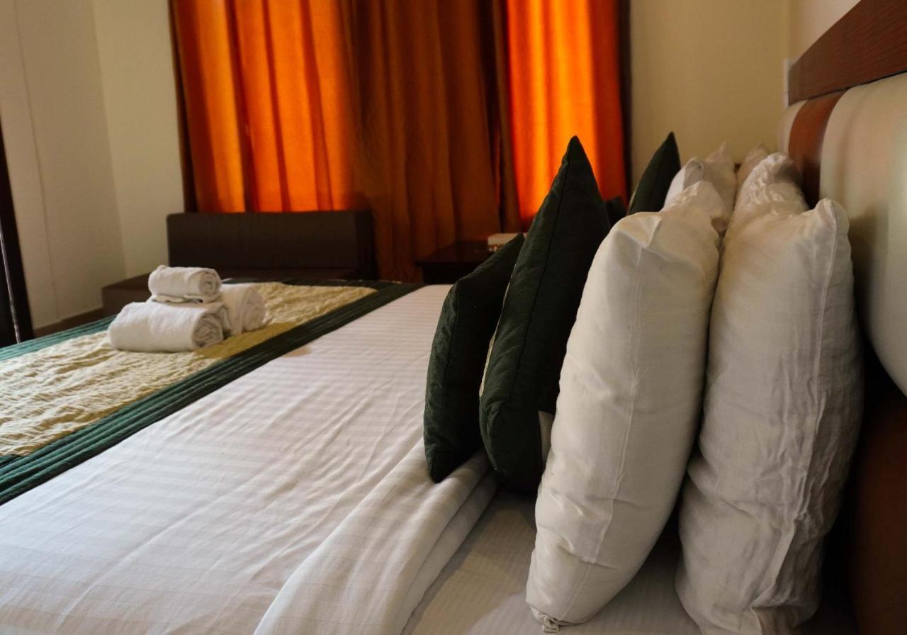 Skywood Resort Shoghi Shogi Екстериор снимка