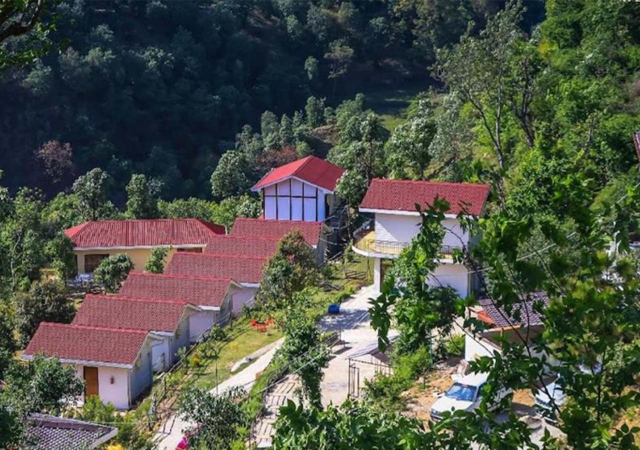 Skywood Resort Shoghi Shogi Екстериор снимка